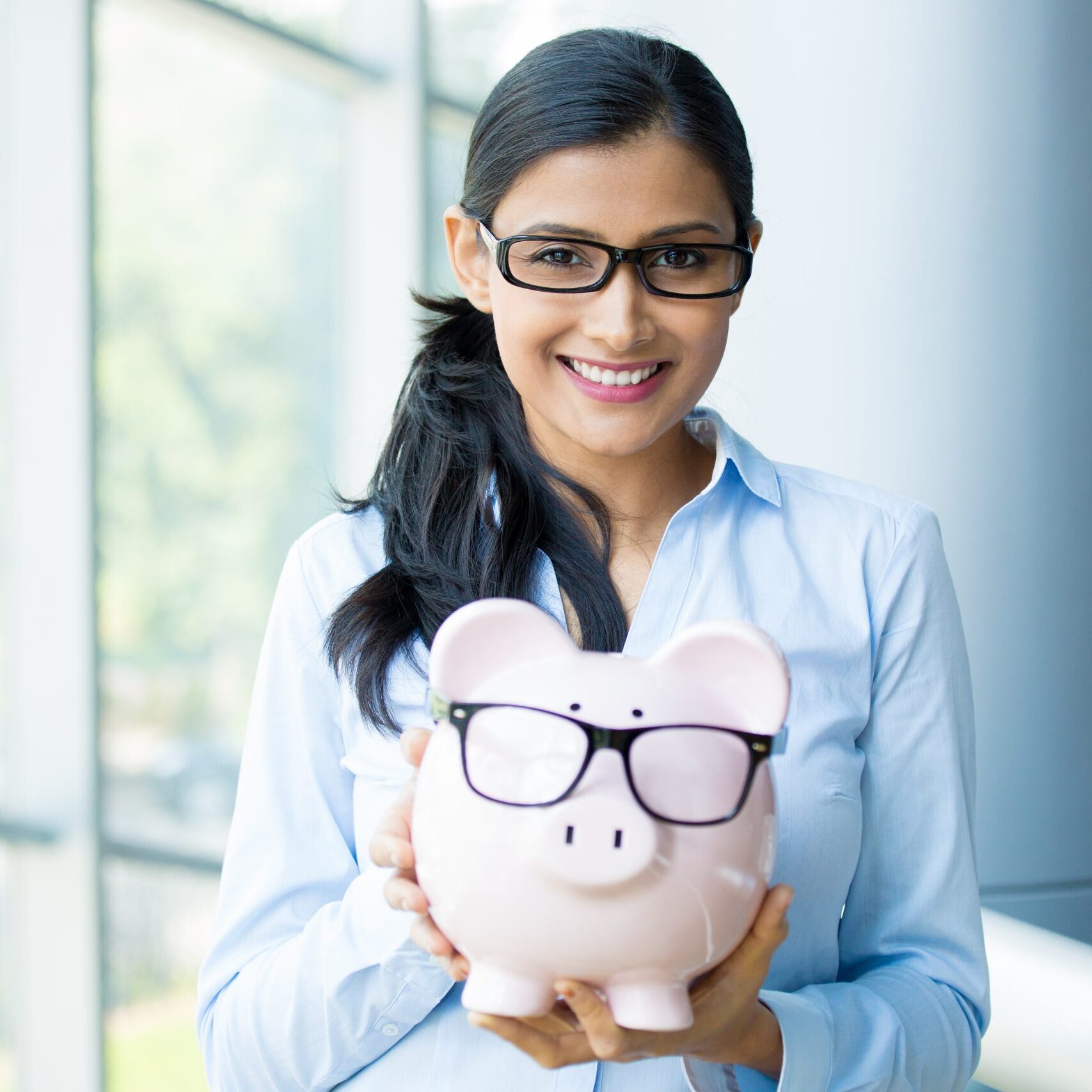 Small Business Strong - Woman Financial Aid Assistance